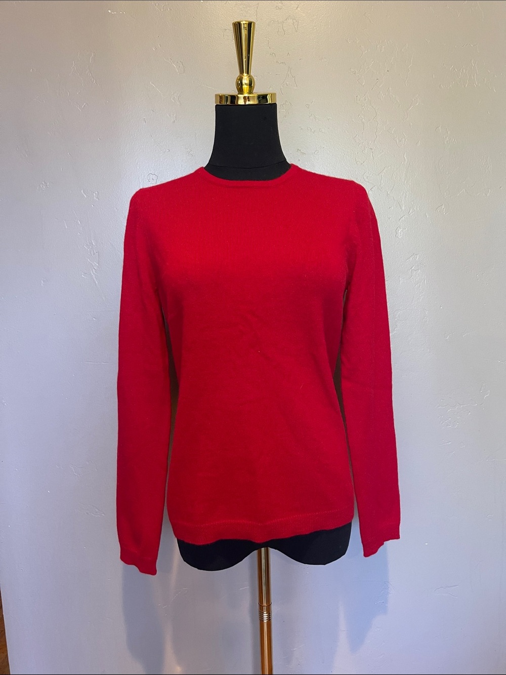 Iris Singer 100% Cashmere Crew Neck Pullover Sweater Red Size S NWT